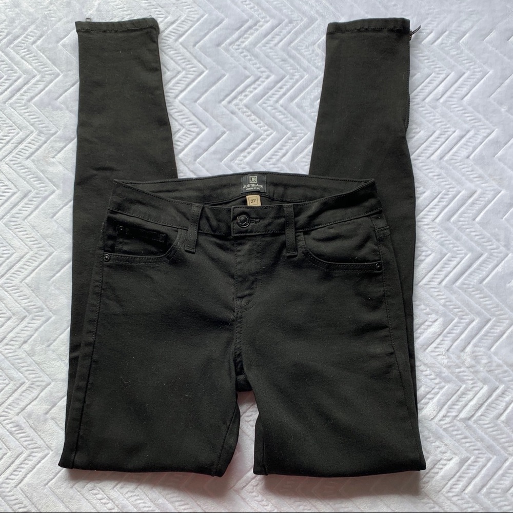 Just Black Zippered Skinny Jean